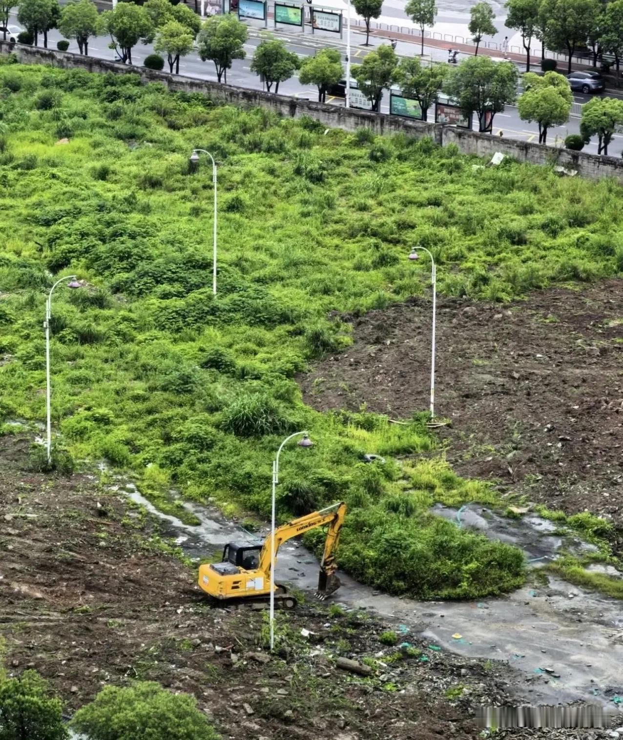 福州108大厦地块又开始清平地面了，这已经第几次了？反正每次都会激起省会福州拥有