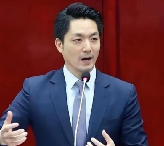台北市市长蒋万安曾宣称，如果大陆继续在台海进行军机绕台和军演的话，他就要停掉双城