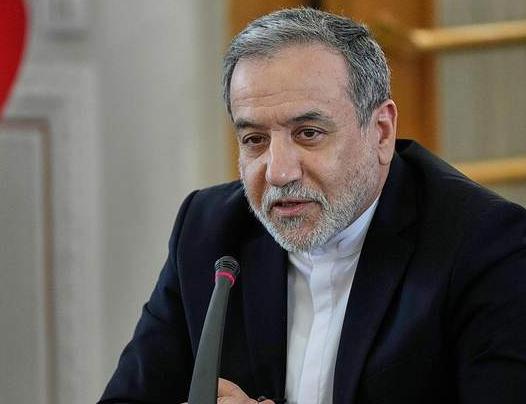 美军对霍尔木兹海峡的封锁行动持续一段时间后，伊朗在谈判议题顺序上作出调整，提出优