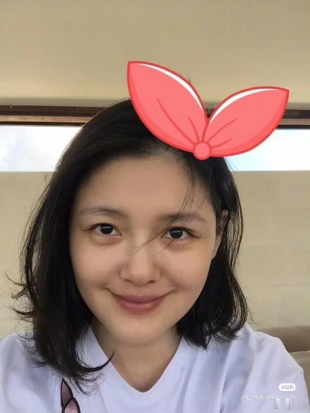 她不再婚，前夫不会爆，听说前夫当时还想跟她复婚，是心甘情愿给她钱的，前夫是不愿意