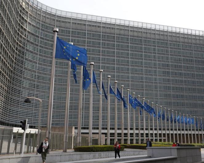 欧盟对14家中国企业加码制裁，中方对等反制14家欧盟实体
欧洲这次同时被中美两头