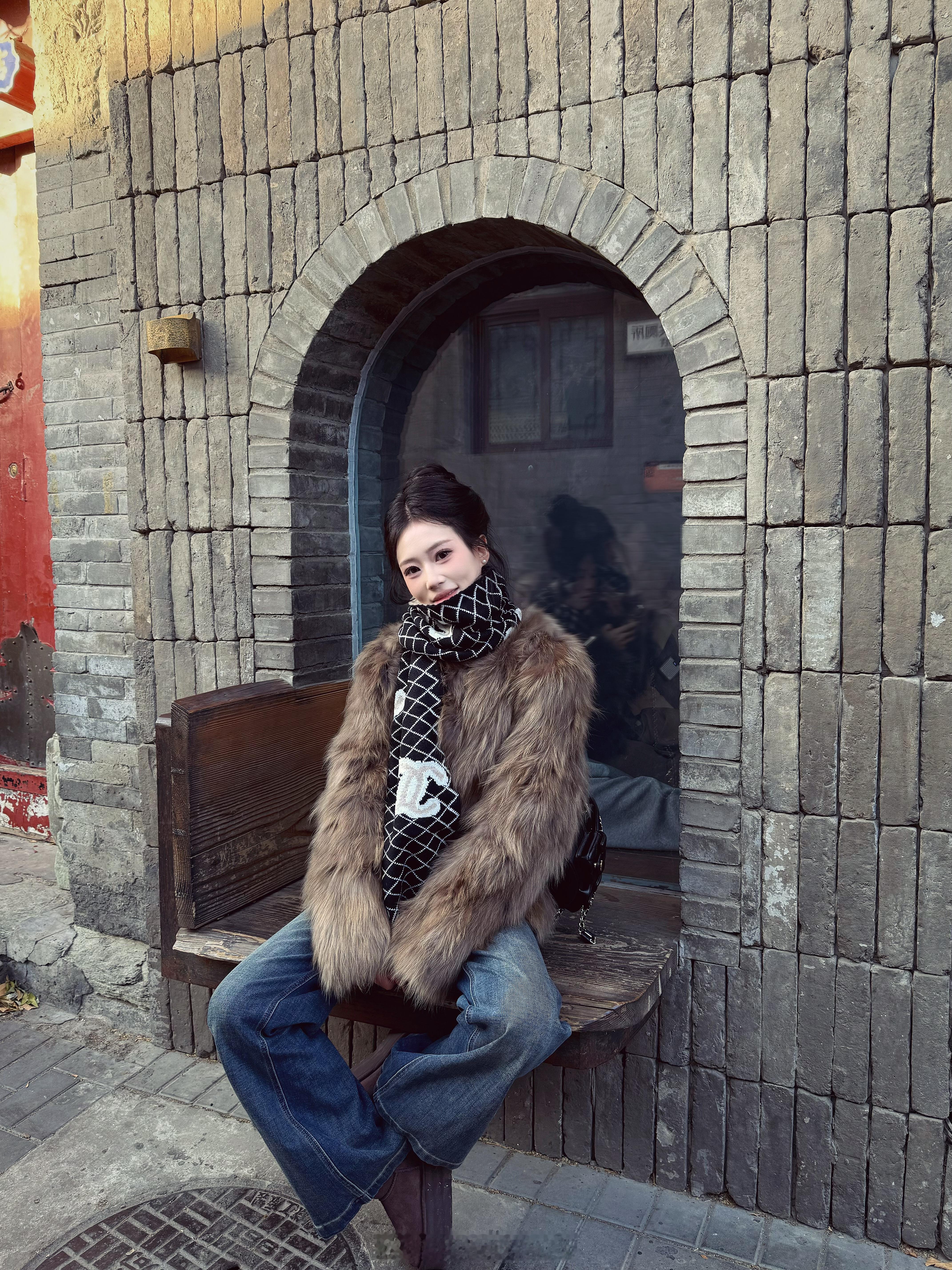 南锣鼓巷这套🔗～裤子我种的事后草所以是在🐟收了一条围巾雪地靴都在我的置顶 这