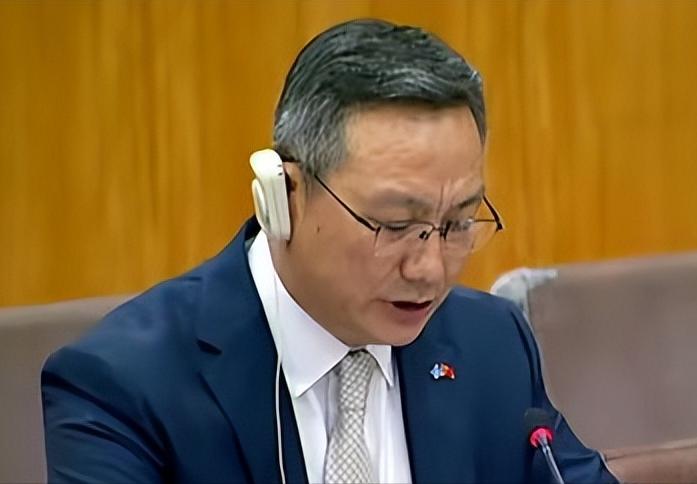 卢卡申科访华同一天，中国在联合国表态：关切无人机袭击白俄平民。

这不是巧合。6
