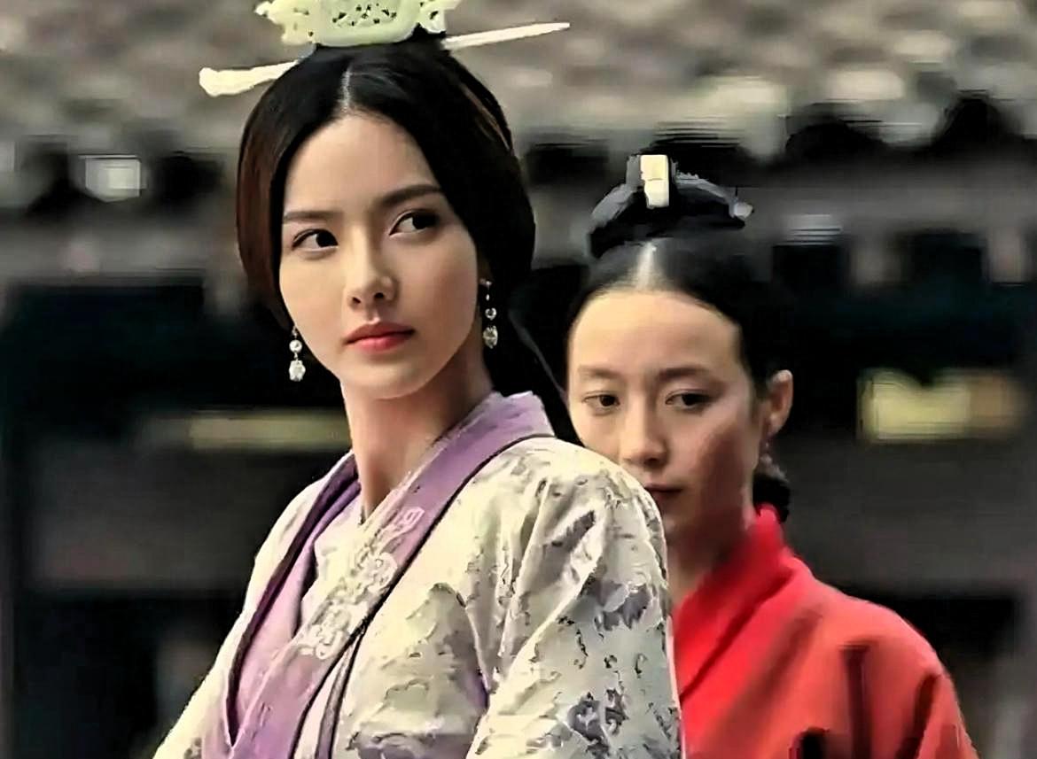 晋国老将魏犨在病危时，让儿子在他死后，把貌美的小妾陪葬。儿子嘴上答应，但后来不忍