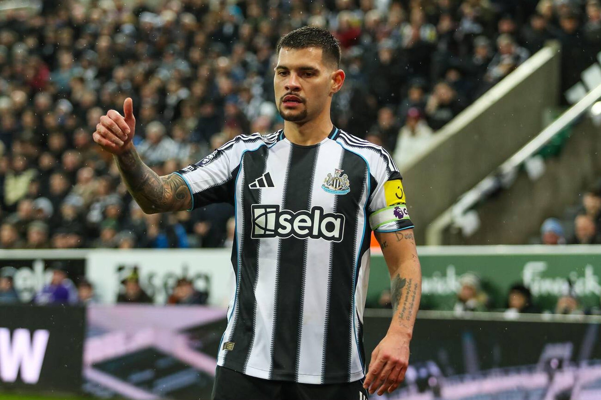 罗马诺：当然，曼联欣赏布鲁诺·吉马良斯，但我可以说他们对6-7个球员都感兴趣。俱