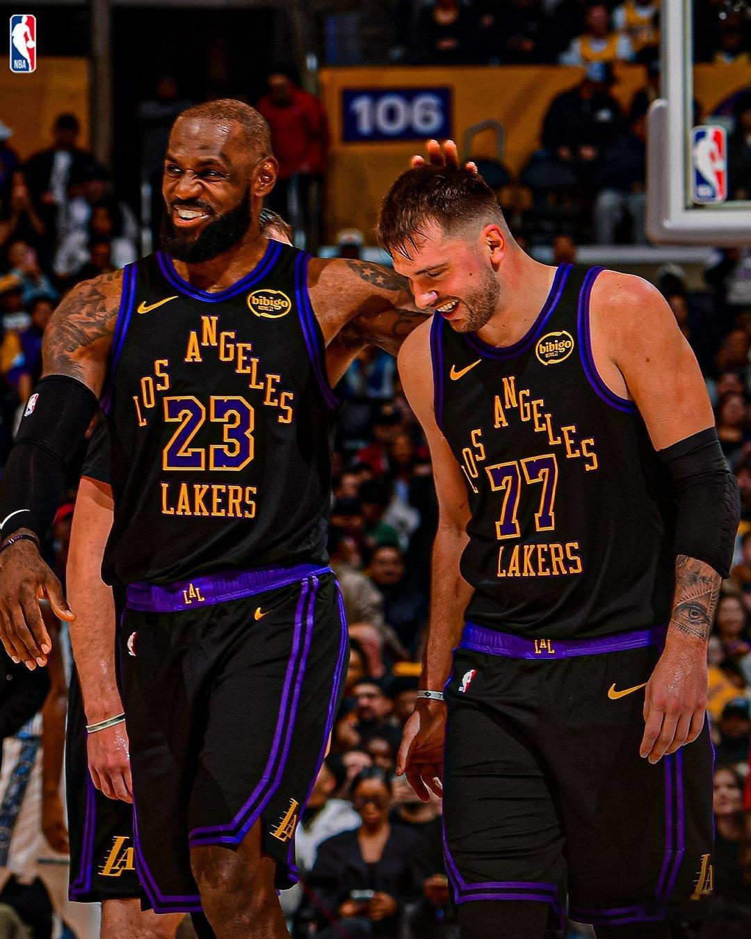 “决裂了”詹姆斯东契奇碰头杀湖人2026开门红湖人战胜灰熊