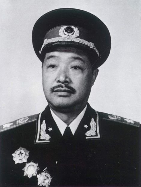 贺龙元帅逝世57周年。缅怀！ 