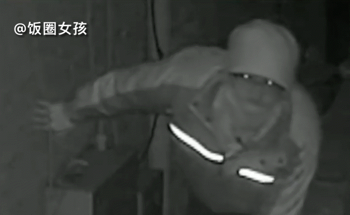 #ZICO与具荷拉保险柜嫌疑犯手指对比#zico你真是越扒越有！！！你们知道这个