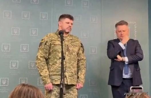 乌克兰武装部队总参谋长安德烈·格纳托夫表示，乌美两国已就一份包含四个章节及补充条