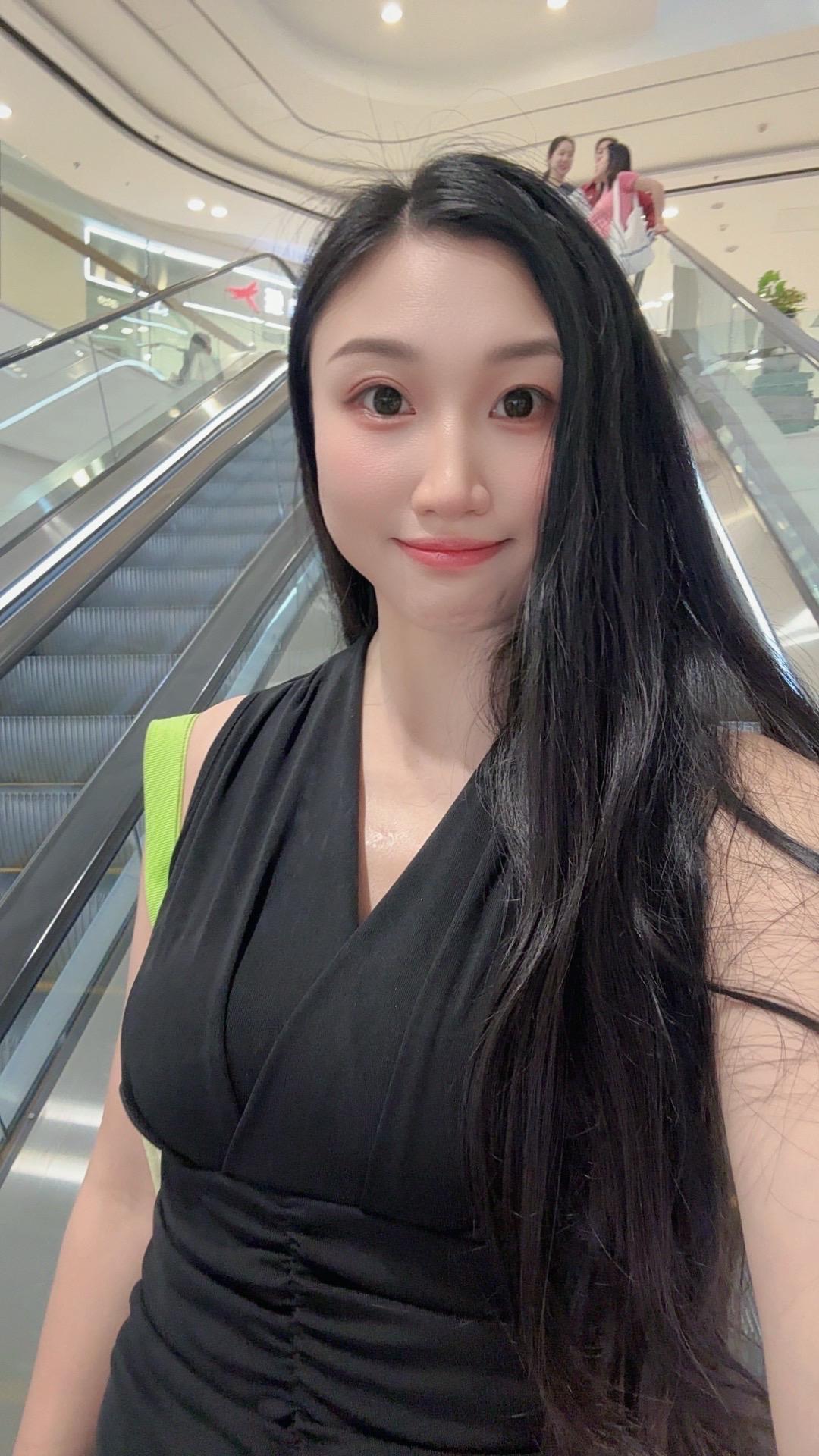 我珍惜一路真心的相逢，感恩这命运的温柔，愿余生常相伴，不负者宿命.