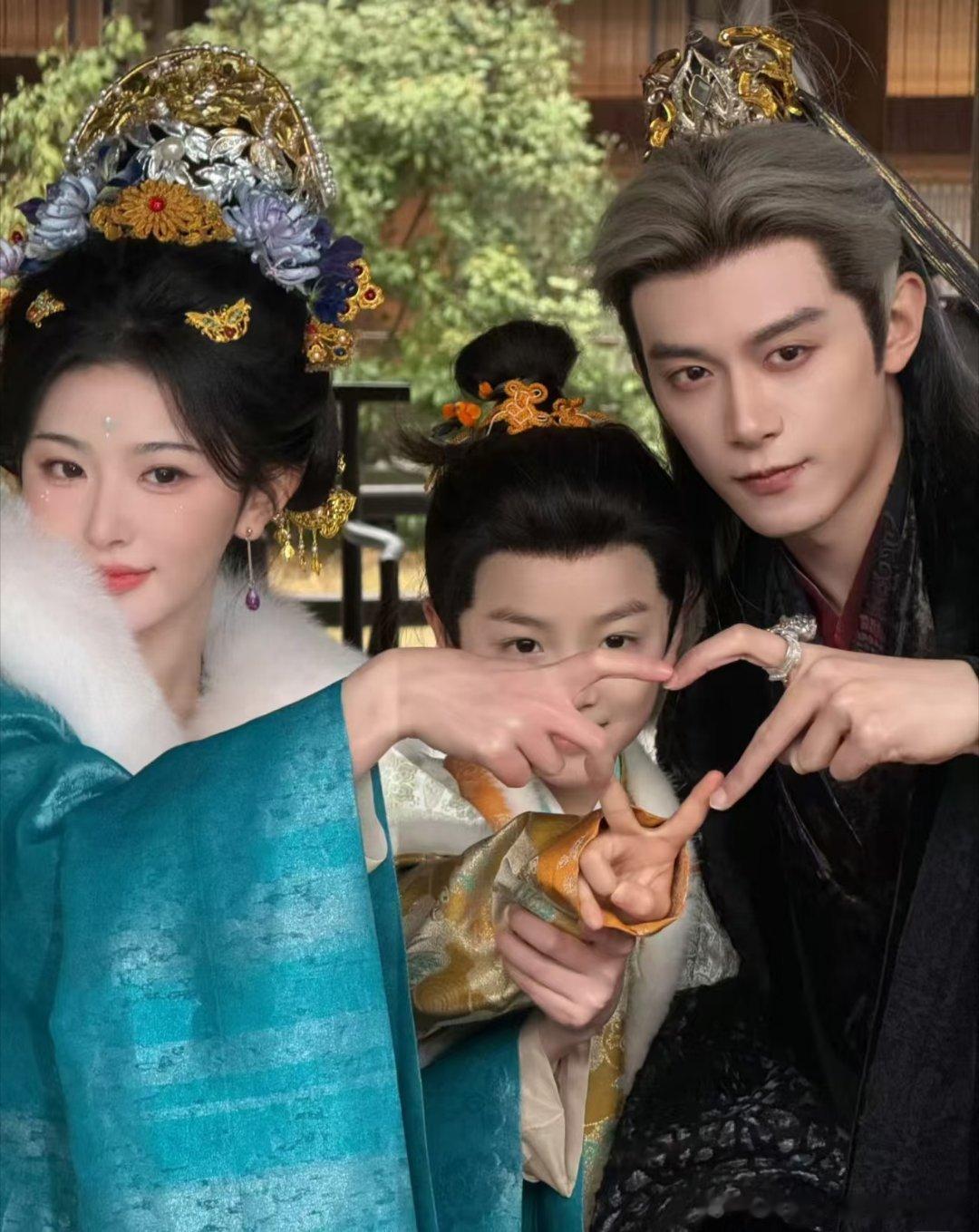 孔雪儿谈理想型孔雪儿公开理想型和雪儿锁死！引导型恋人+互相试探的拉扯期，绝配～ 
