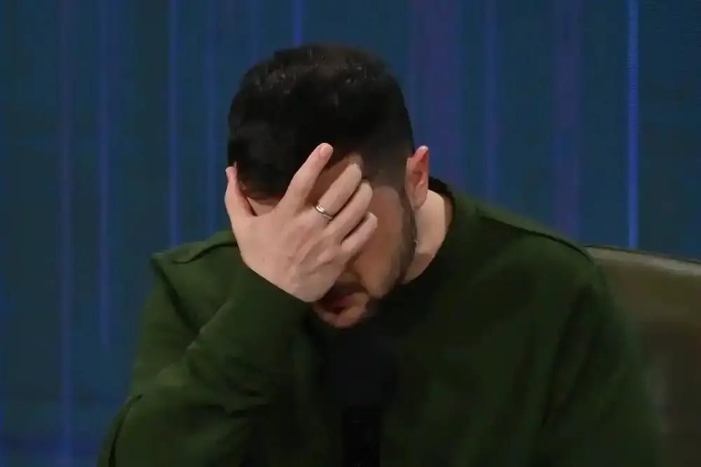 就在刚刚
 
俄罗斯总统普京突然宣布了：只要乌克兰从顿巴斯地区全部撤出，俄方军事