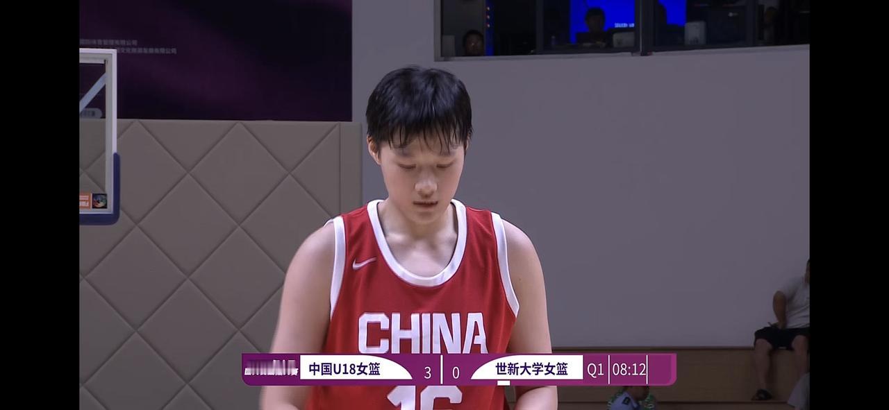 中国U18女篮跟国家队姐姐们一样三分不稳啦

从昨晚到今晚，中国U18女篮连续大