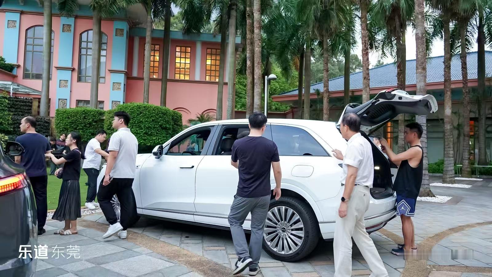 今天是乐道L90上市期首发版权益最后一天，在今天内下单用户可享最高超三万元首发尊