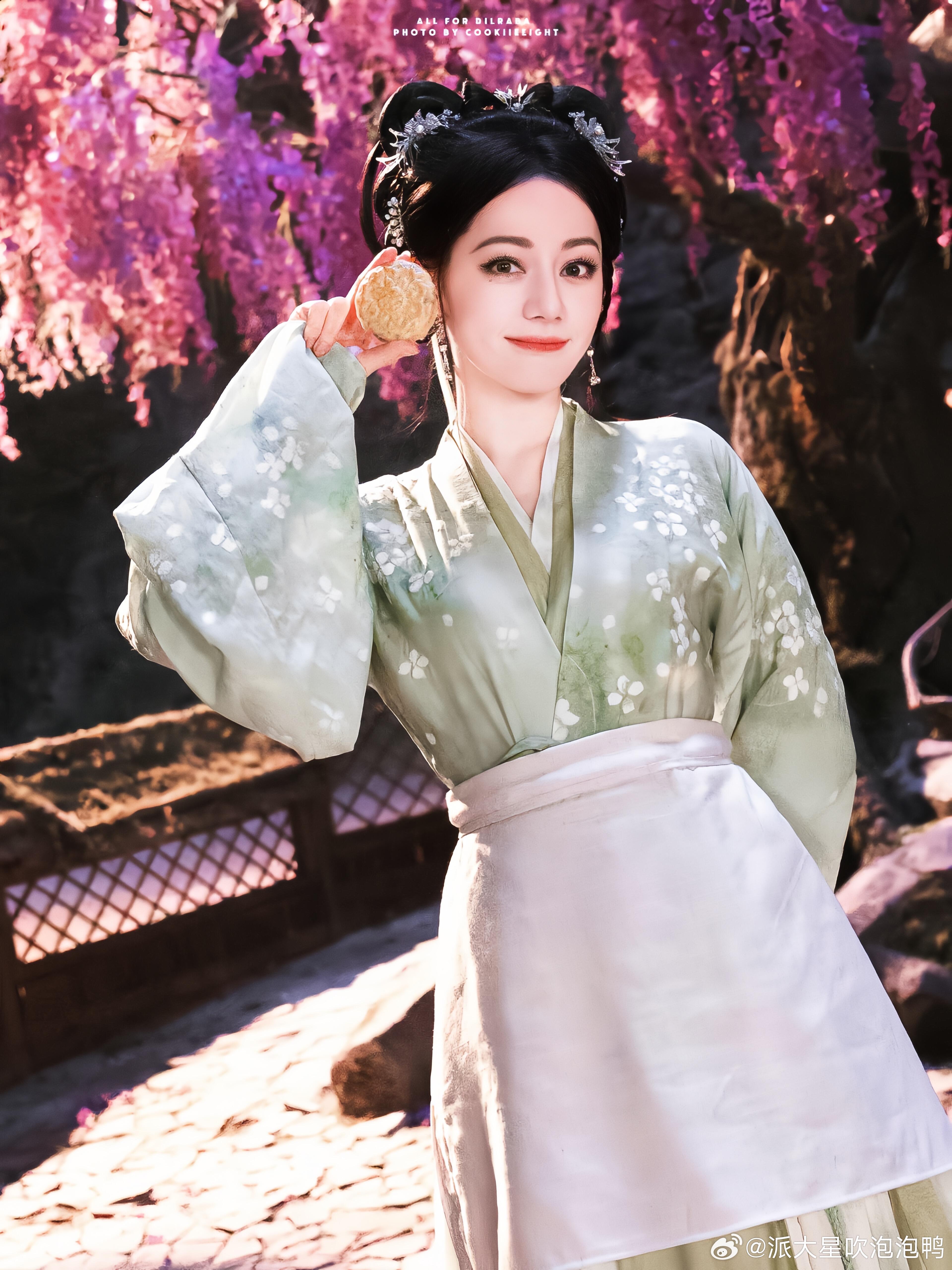 理解热巴为啥四百年没食欲了 贺思慕失去五感后，食物于他而言，没了色香味，只剩下机