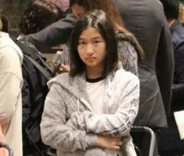 张家辉的女儿是一点都没浪费爸妈的基因 