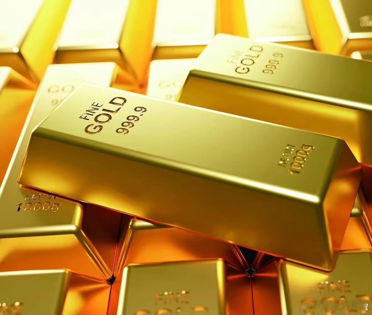 春节期间国际金价大涨超2%，重新站上5100美元/盎司关口。此轮金价上涨的直接推