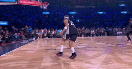 凯沙德约翰逊扣篮大赛冠军扣篮大赛还能这么失冠是不是史上最垃不好说，但确实没什么亮