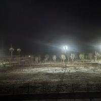 《晨曦》
新疆早晨九点整，
外面漆黑看不见。
所以联系新疆人，
过来十点联系我。