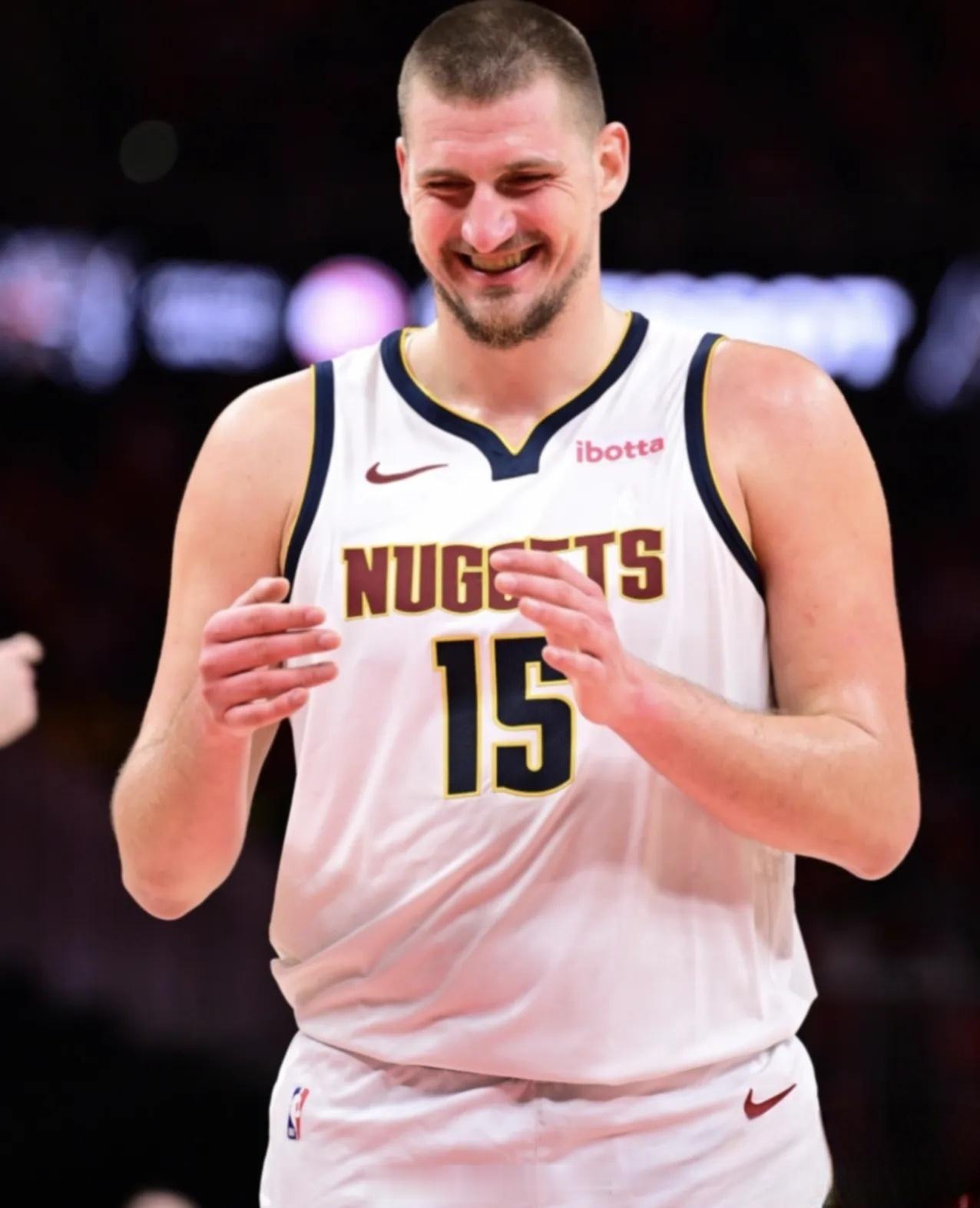 NBA现役中锋实力梯度排名！大家认同吗？T0 独一档——约基奇约老师一个人算一档