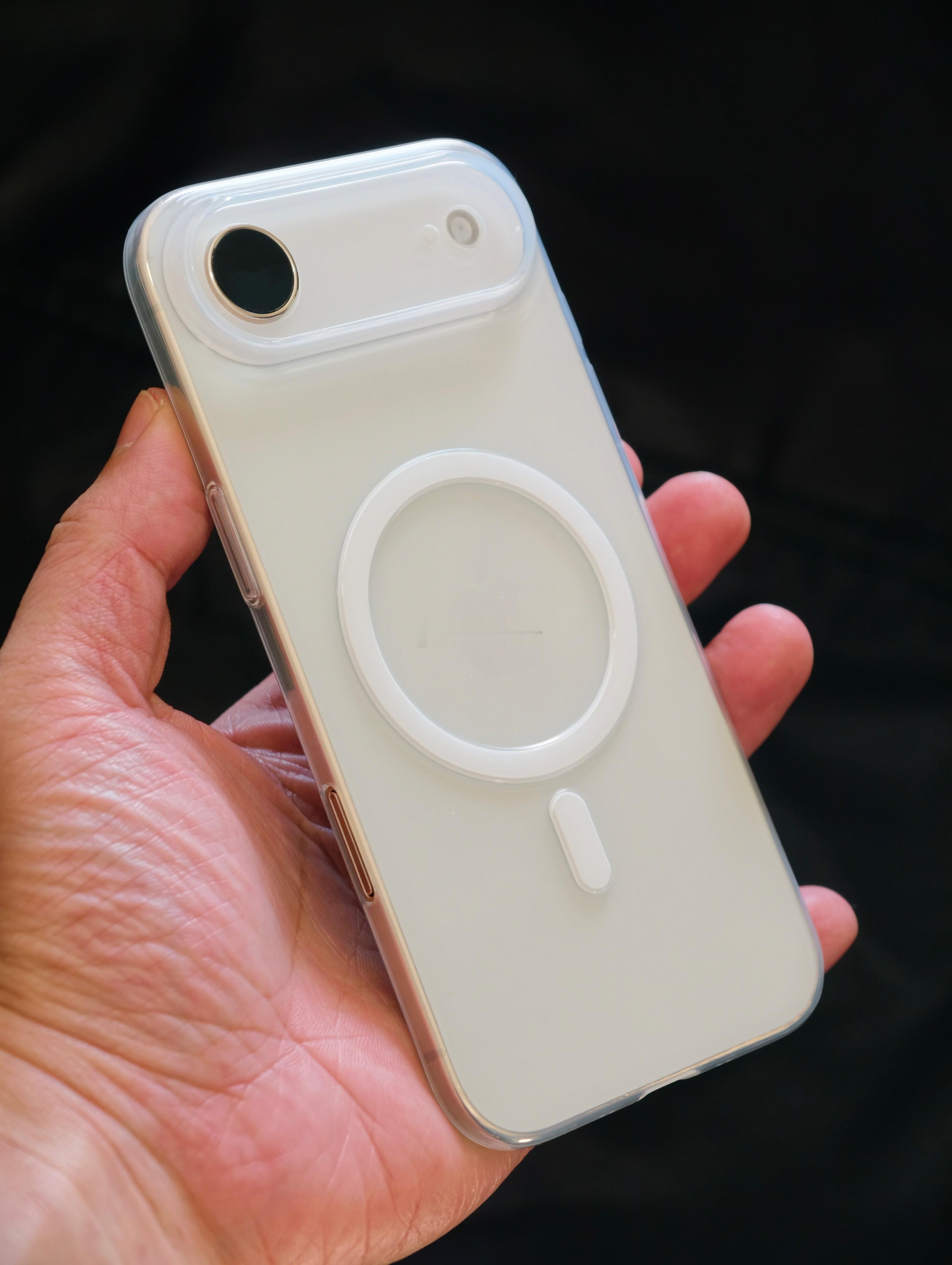 iPhone Air已经没有可以让那些黑子们黑的地方了，今天竟然看到了一条言论说