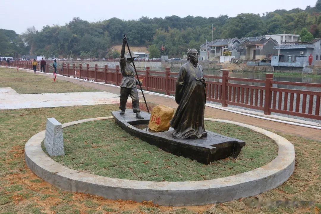 【苏州文庙后面那块大石头，究竟有什么来历？据说快2000年了？】
苏州文庙北面，