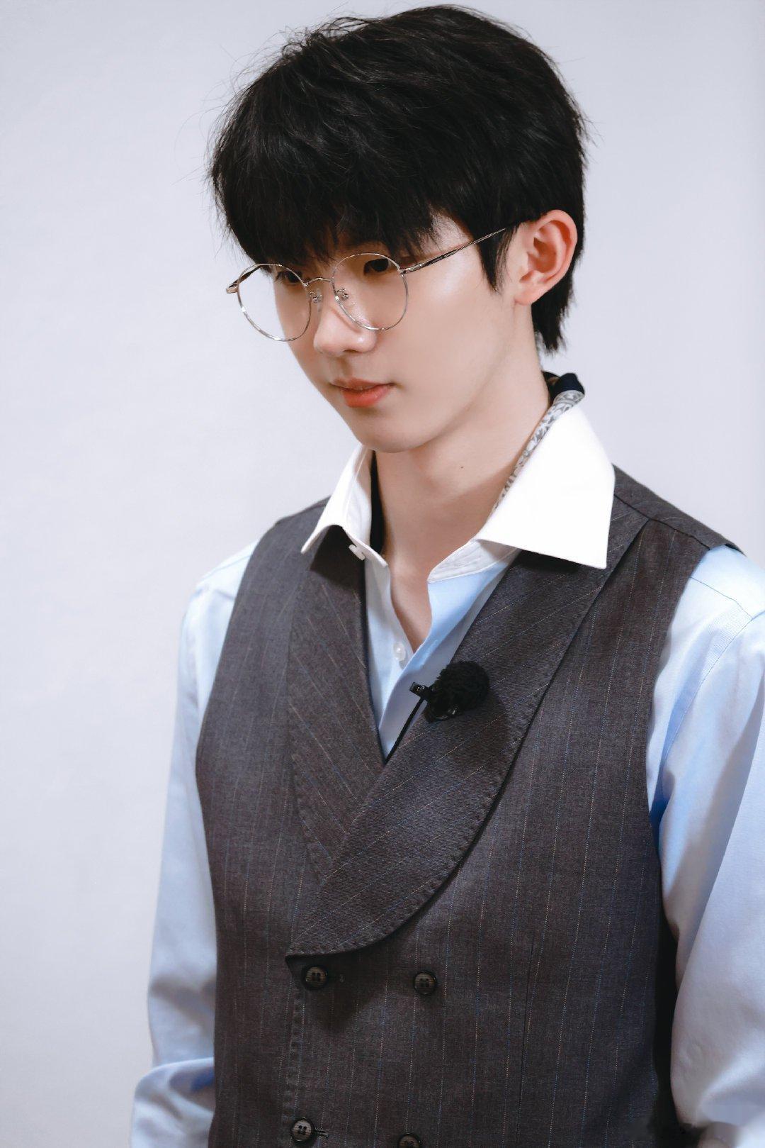 #马嘉祺[超话]#mjq#马嘉祺全员加速中# mjq#青年演员马嘉祺# 你有我所