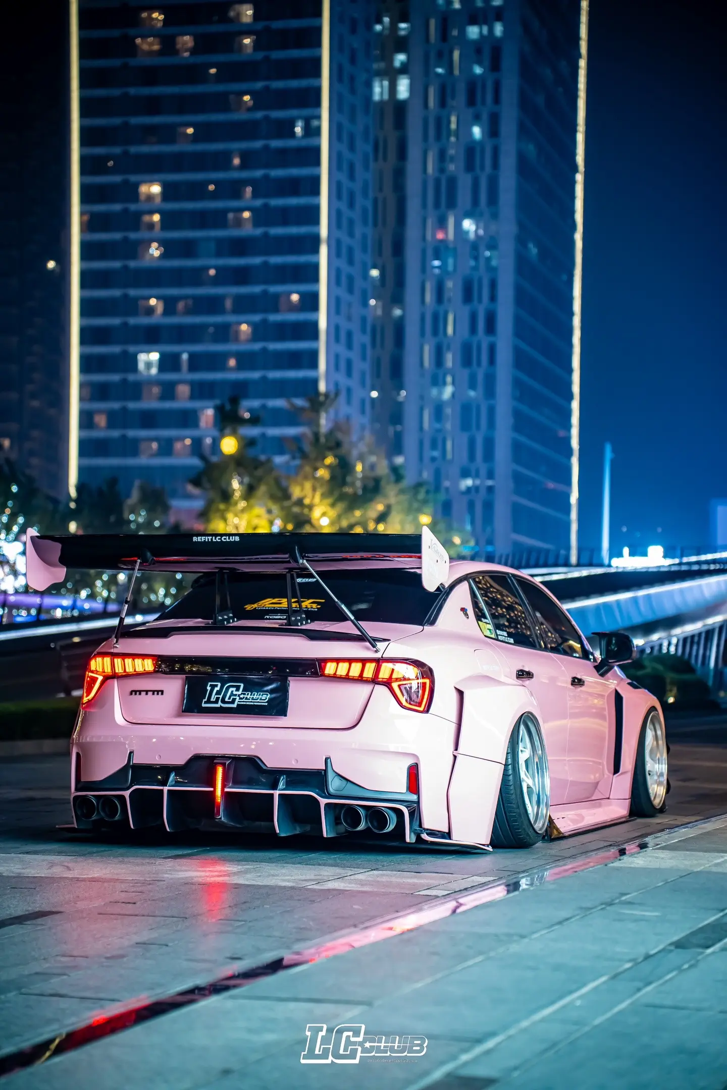 听一万种声音，做最真实的自己。挑战全网最帅老款领克