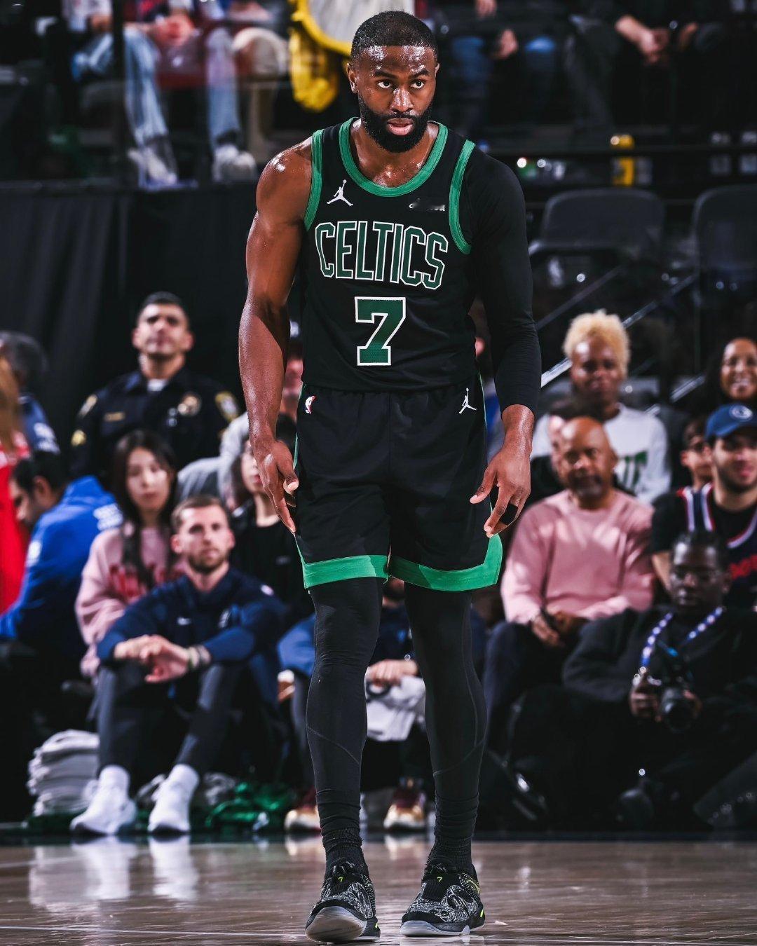 凯尔特人vs快船焦点对决落幕！绿军客场146-115大胜快船，终结对手6连胜的同