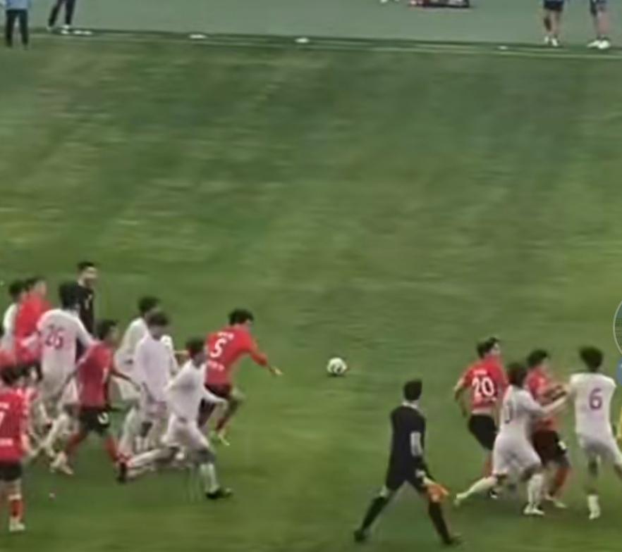 海港梯队怎么失控了！而且是和南通！这是球迷想不到的！海港俱乐部会不会遭到处罚？在