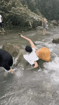 手机始终是最重要的