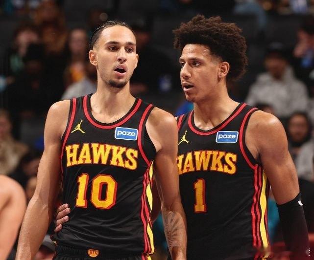 北京时间1月1日，NBA常规赛继续进行，森林狼客场挑战老鹰。特雷·杨因伤缺阵，但