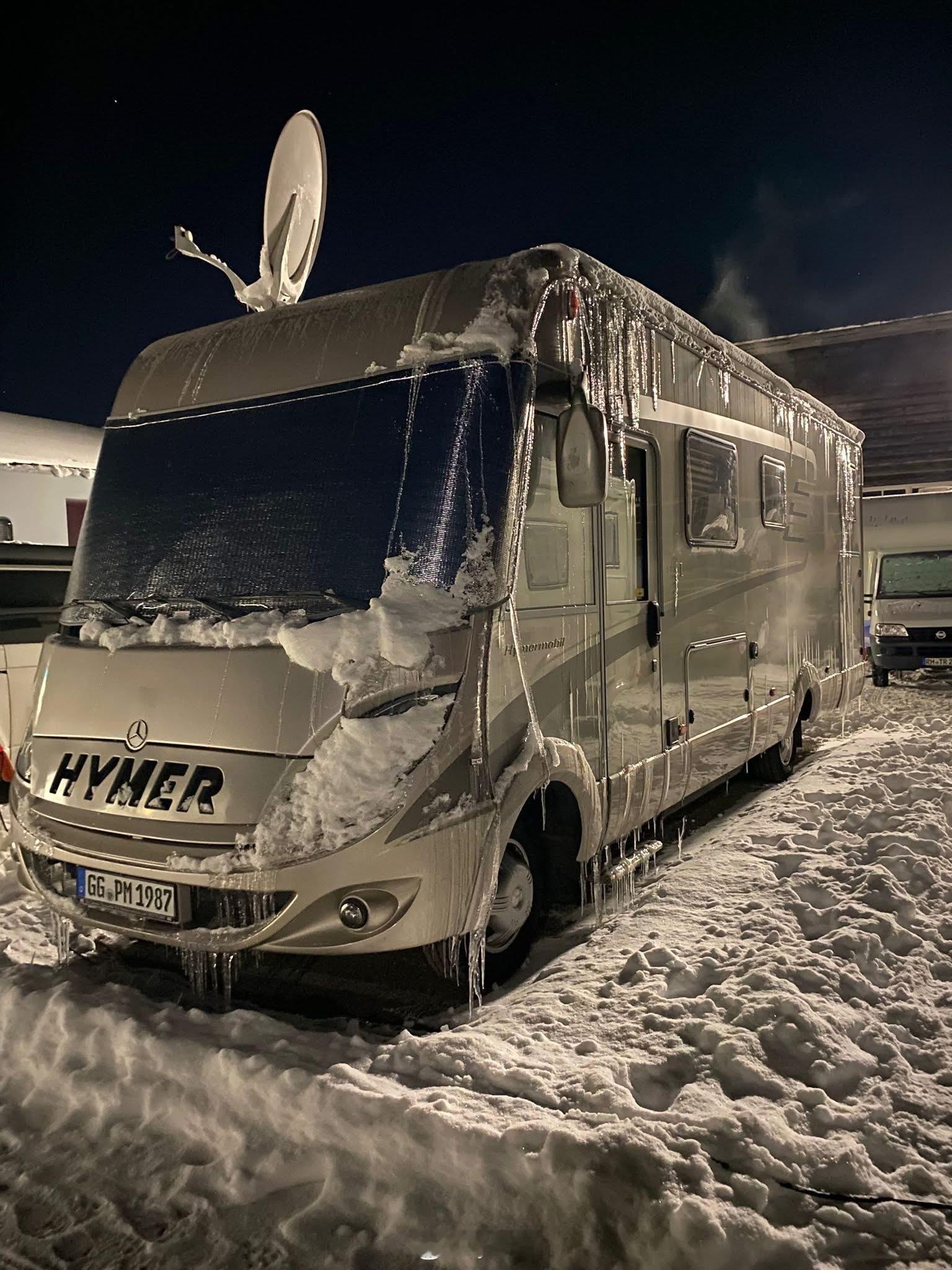 冬天露营爽yz77聊车