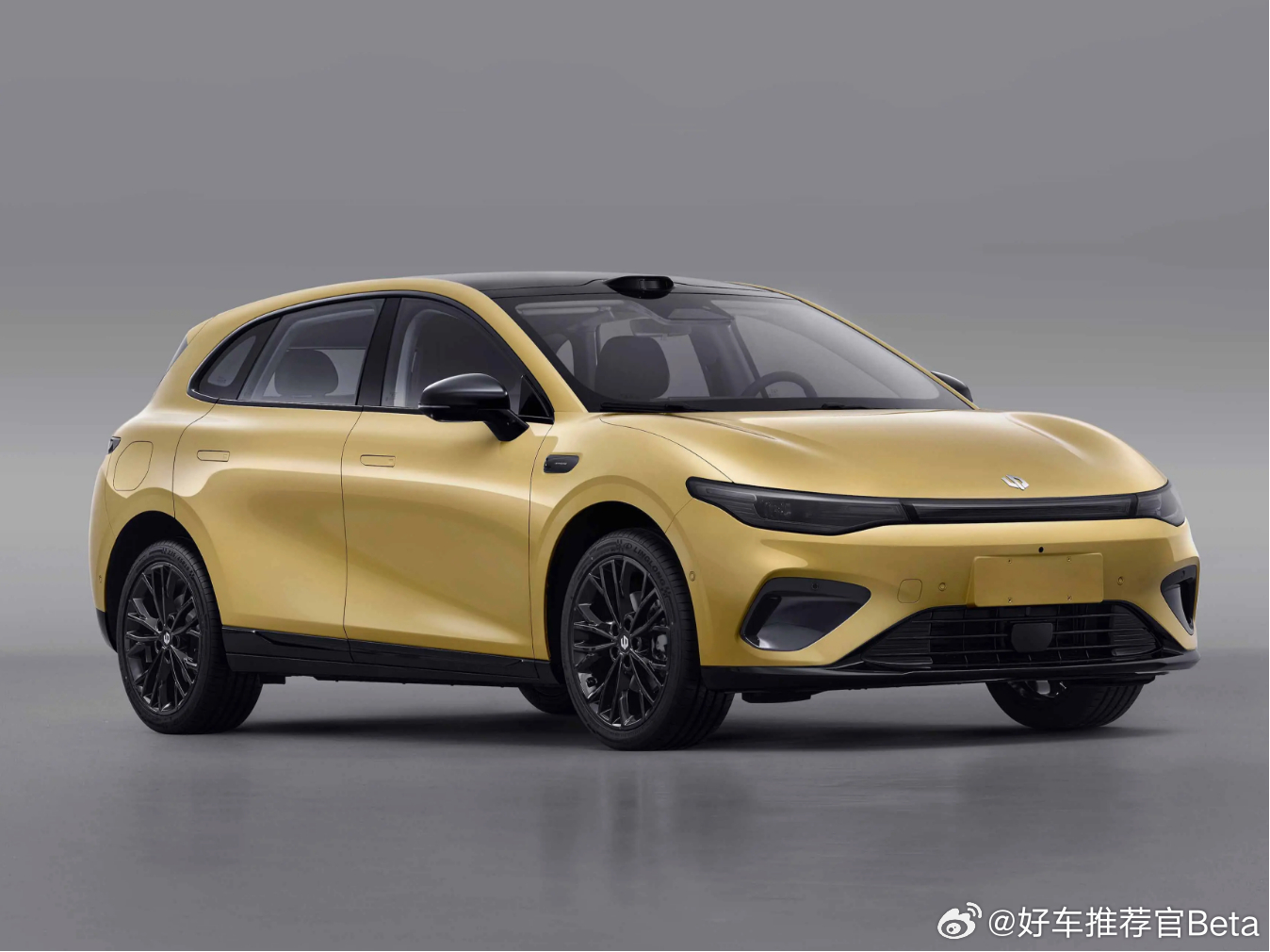计划四季度上市，零跑Lafa5怎么样？日前，在工信部新车公示中，零跑Lafa5实