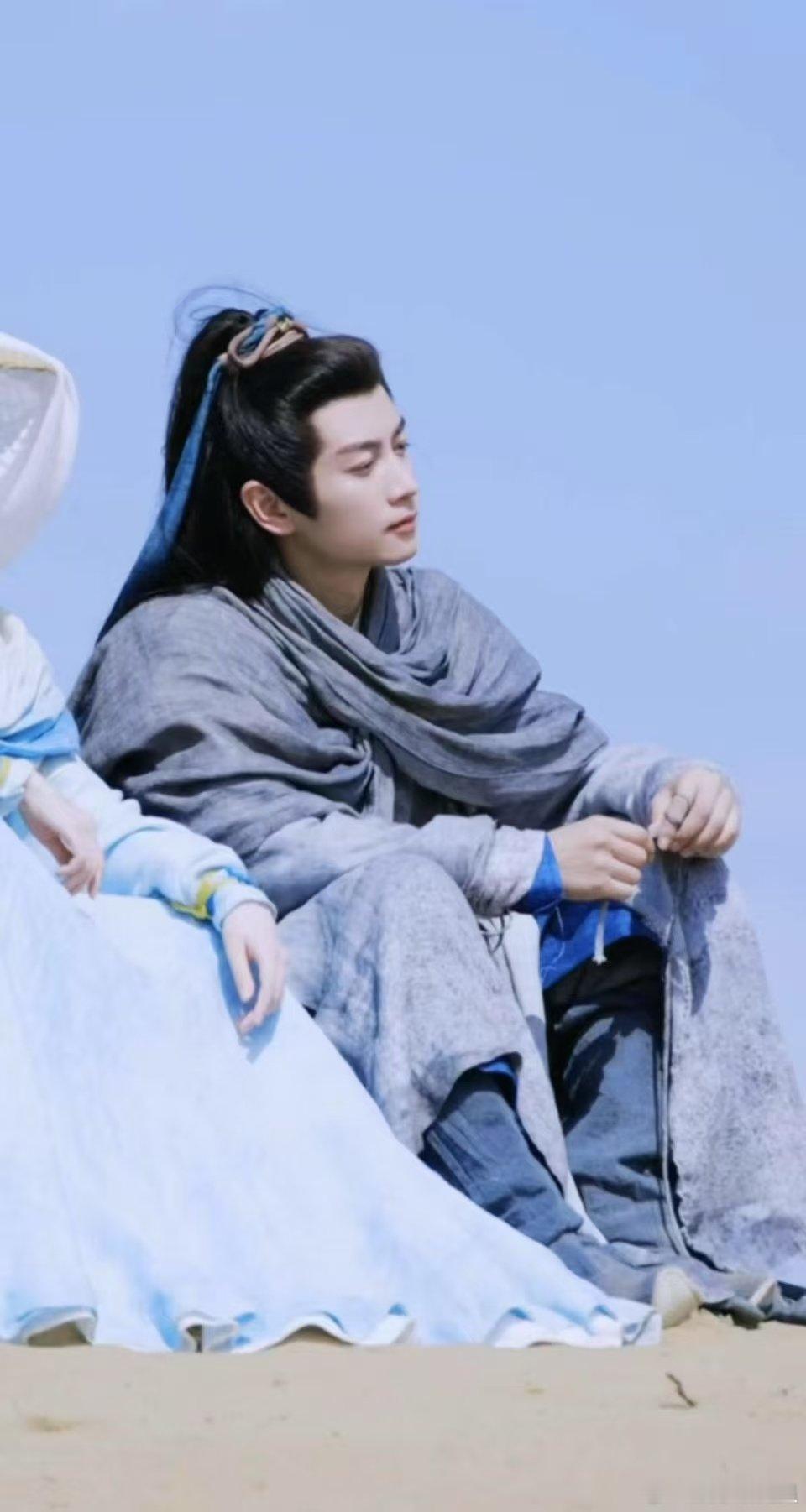 爱上陈晓的古装剧是我的宿命  陈晓的每一次古装演绎，都是对我审美的一次洗礼，他的
