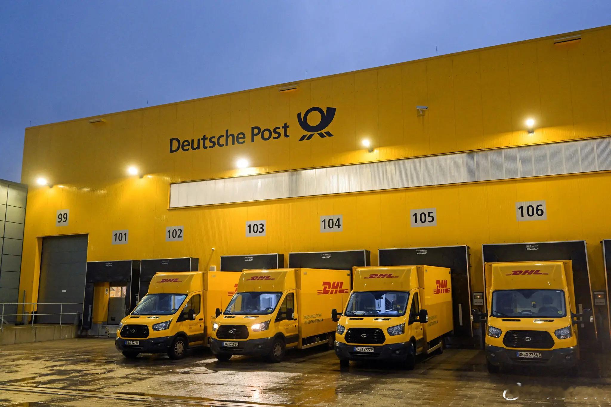 【因担心海关混乱，DHL 与其他公司一起暂停美国货运】[在特朗普取消了对价值低于