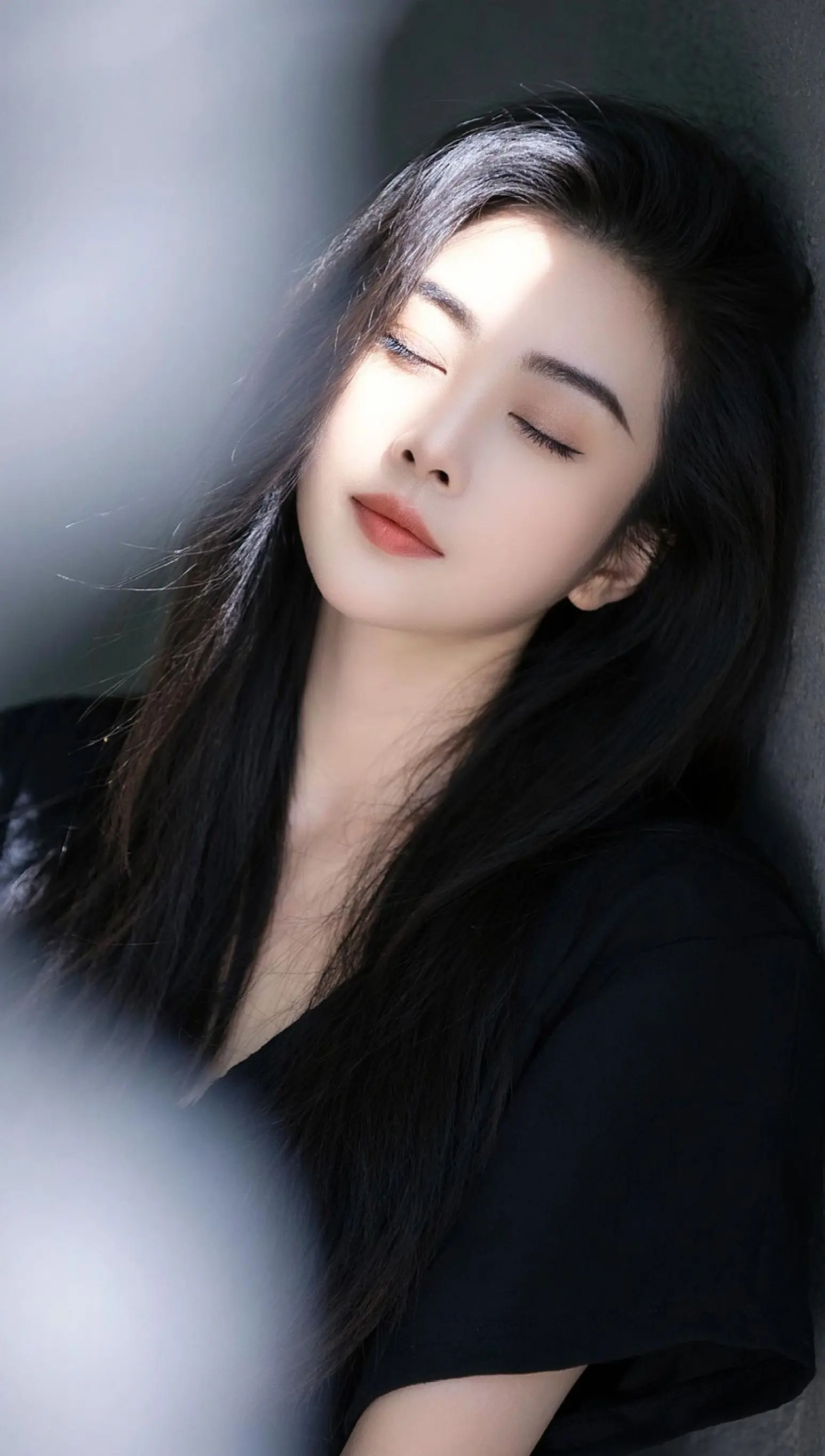 这些年心疼这个照顾那个，处处顾及所有人。到最后才发现，从来没有人心疼过...