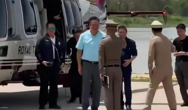 长久以来，泰国凭借优美的风光，坐拥热门旅游国度的头衔，温和安全的滤镜深入人心。但