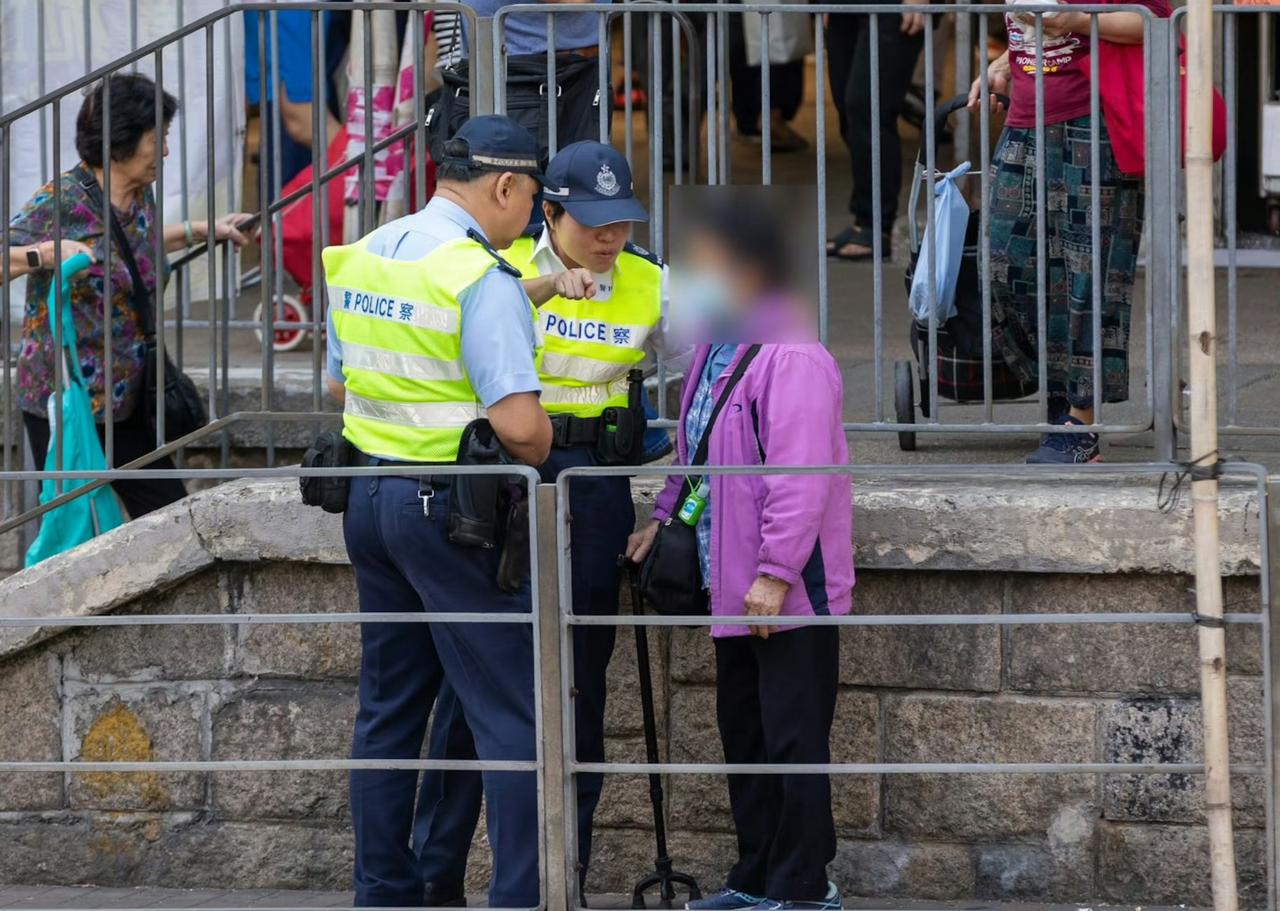 乱过马路，人人2000，从年轻人到老年人，工人姐姐一个月5000多，也不见了20