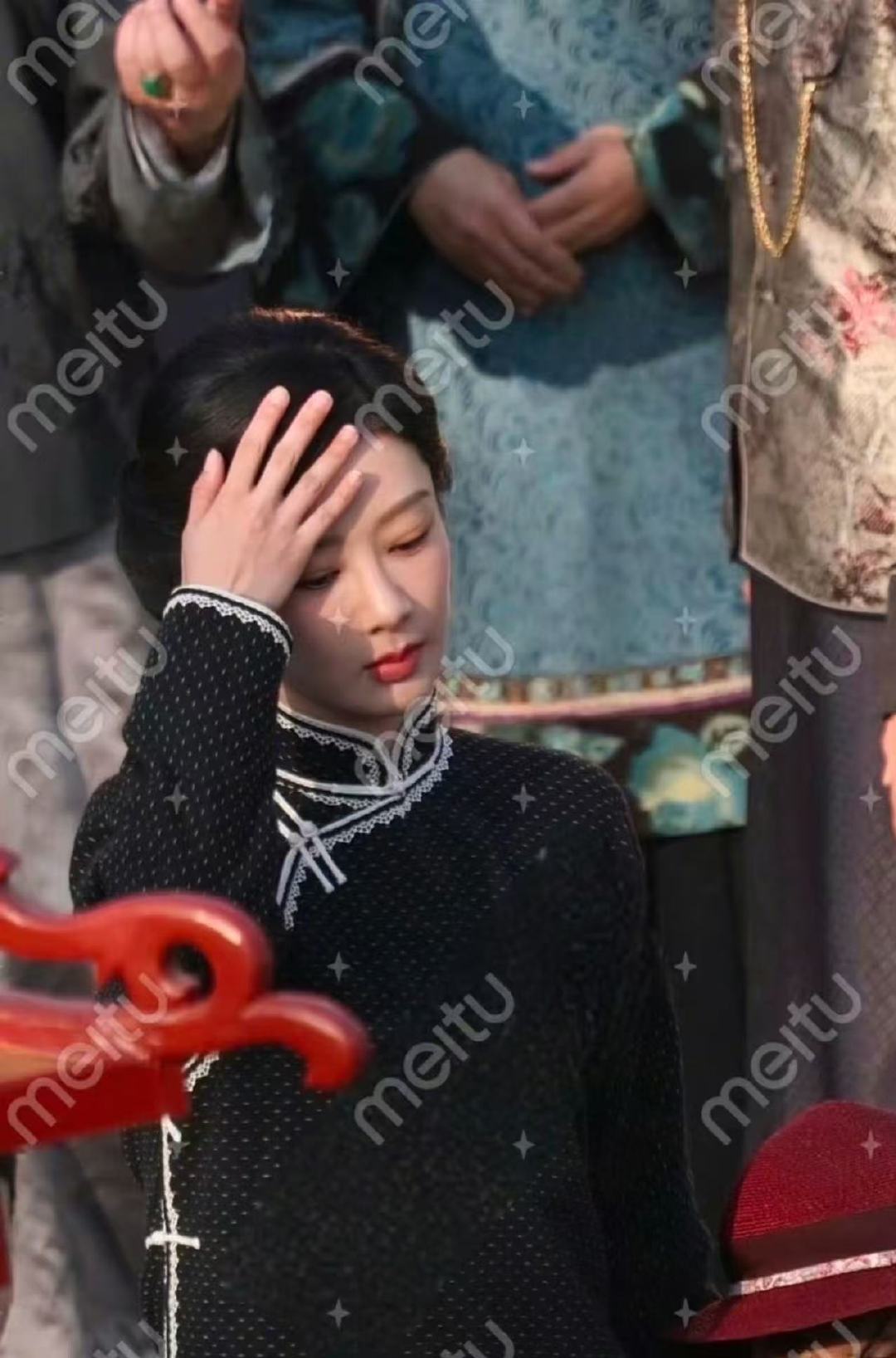 杨紫董竹君黑旗袍路透 杨紫董竹君黑旗袍造型路透 杨紫董竹君黑旗袍路透 