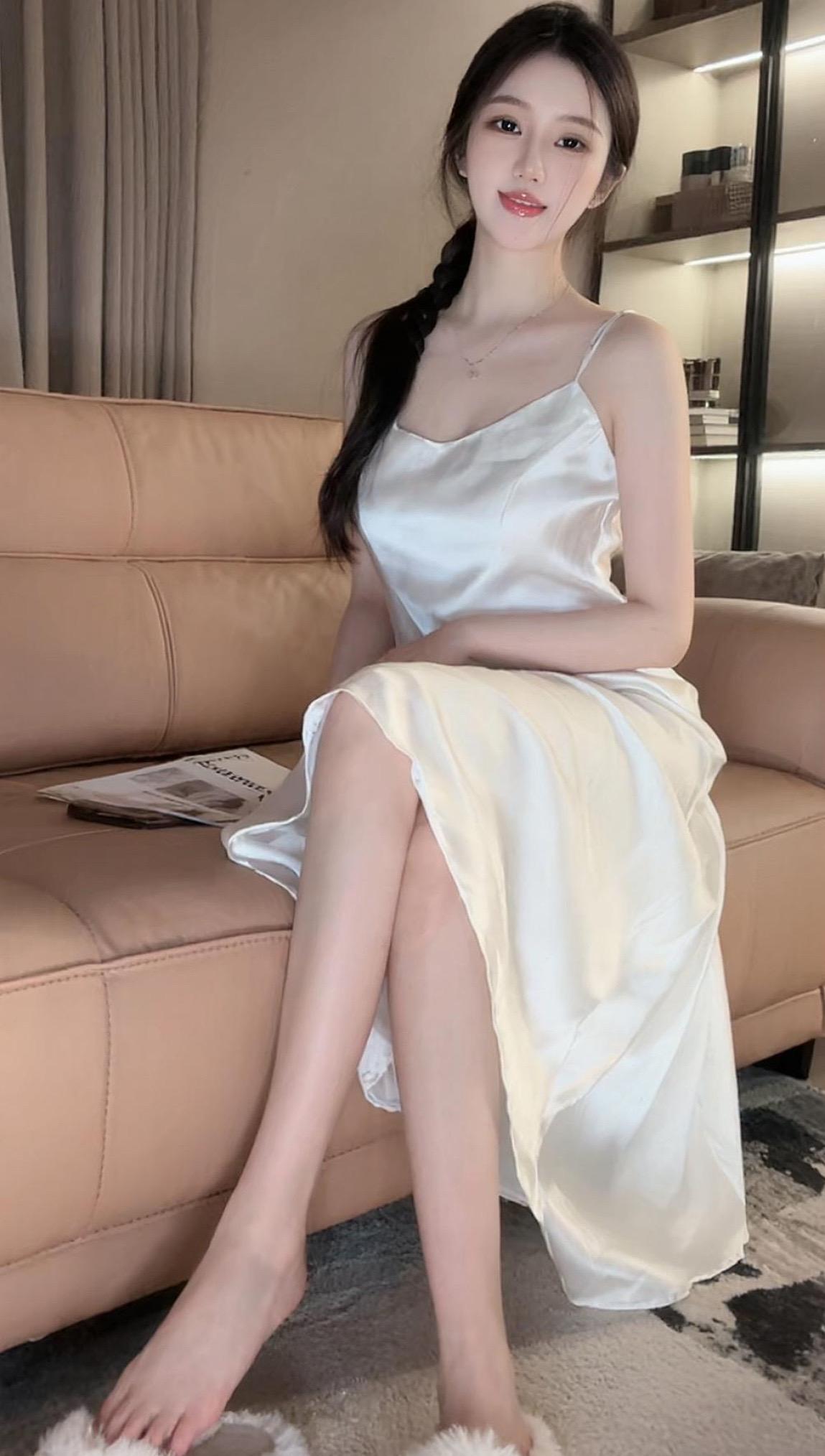 丝裙居家照 抖音ai创作