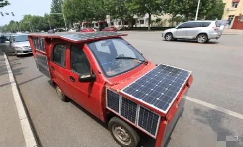 2013年江苏，一农民自己制造了太阳能汽车，开到车管所准备上牌，以“非合法车”被