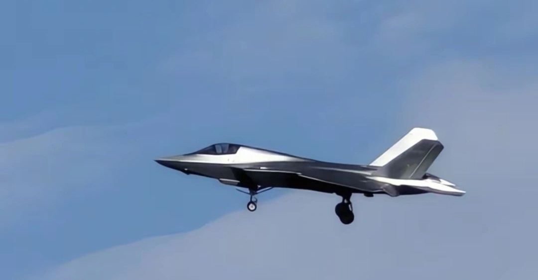 镜面隐形？是和F22/35科研测试网页链接一样吗？中国空中力量每天认识一件兵器烽