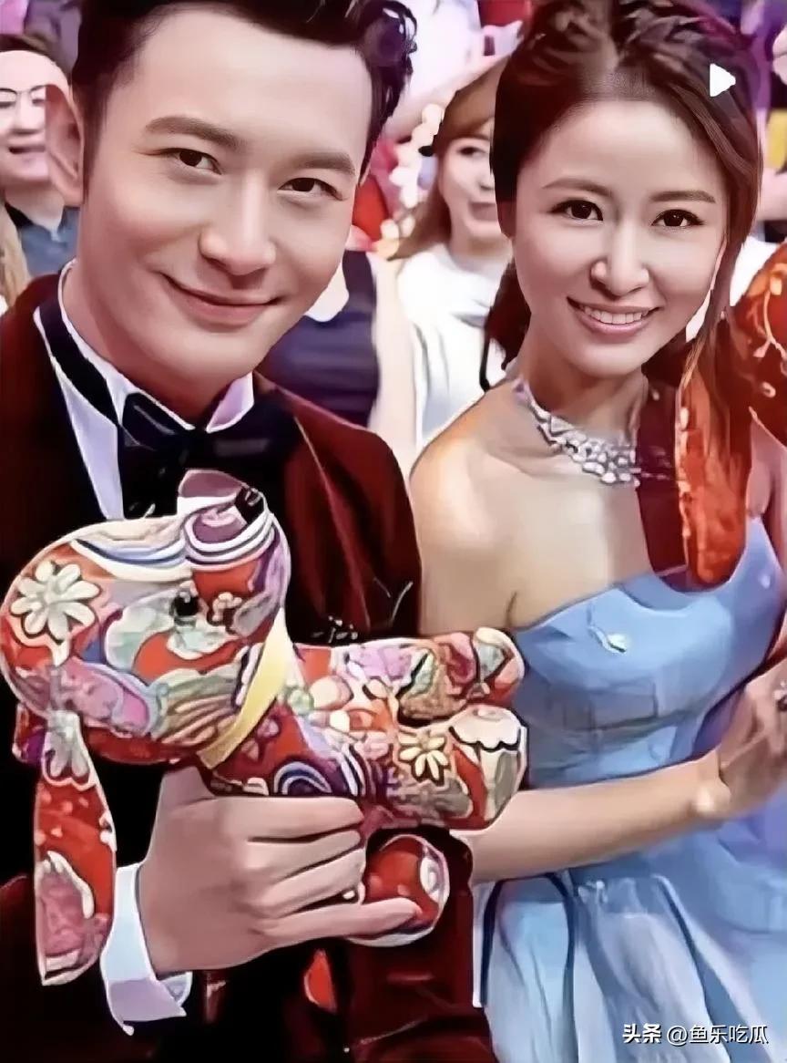 黄晓明和林心如同框真美眼，一个温柔，漂亮，美丽，有气质，一个帅气英俊，两人同时出