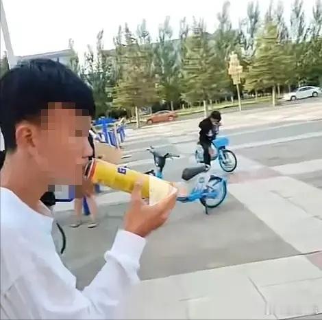 吸食火机气体为什么会成瘾央视曝光有学生吸食火机气体成瘾 火机气体主要成分是丁烷，