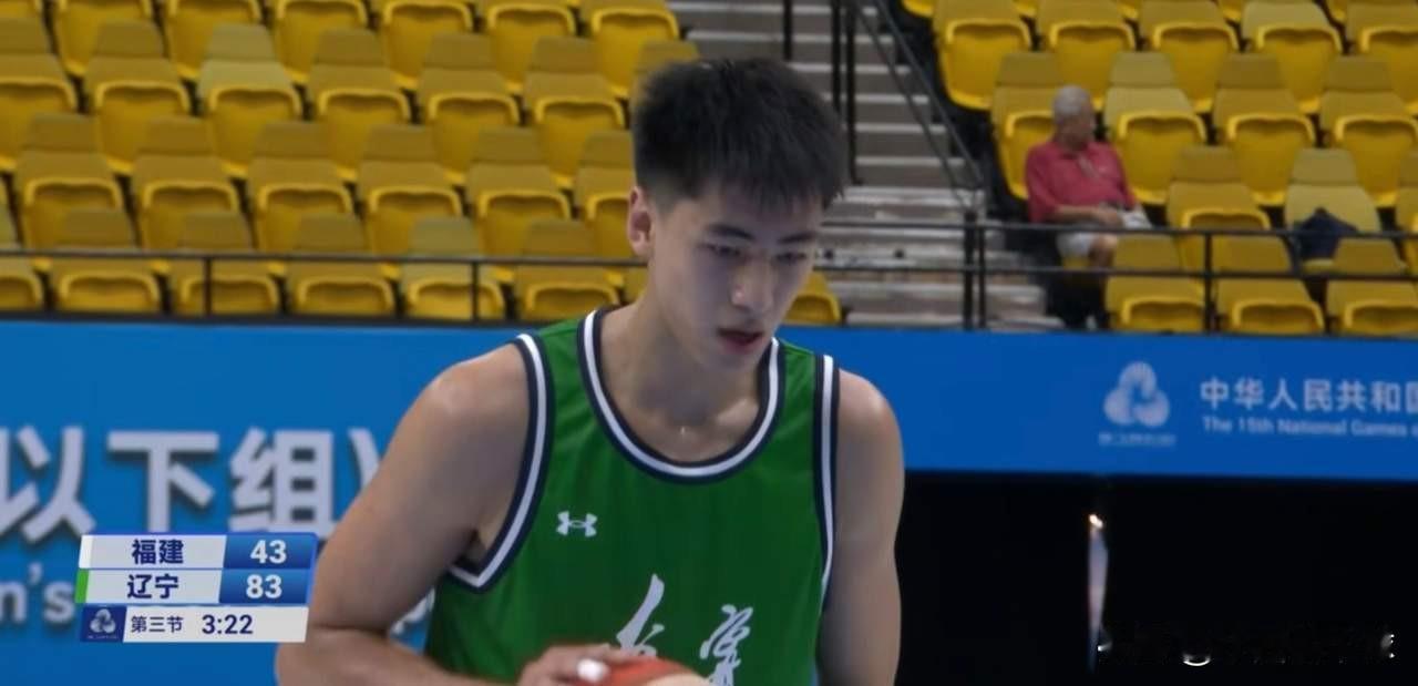 辽篮残阵狂胜58分！刘金雨41分7助攻

由于张峻豪和黄秋实等多少被禁赛，王俊杰
