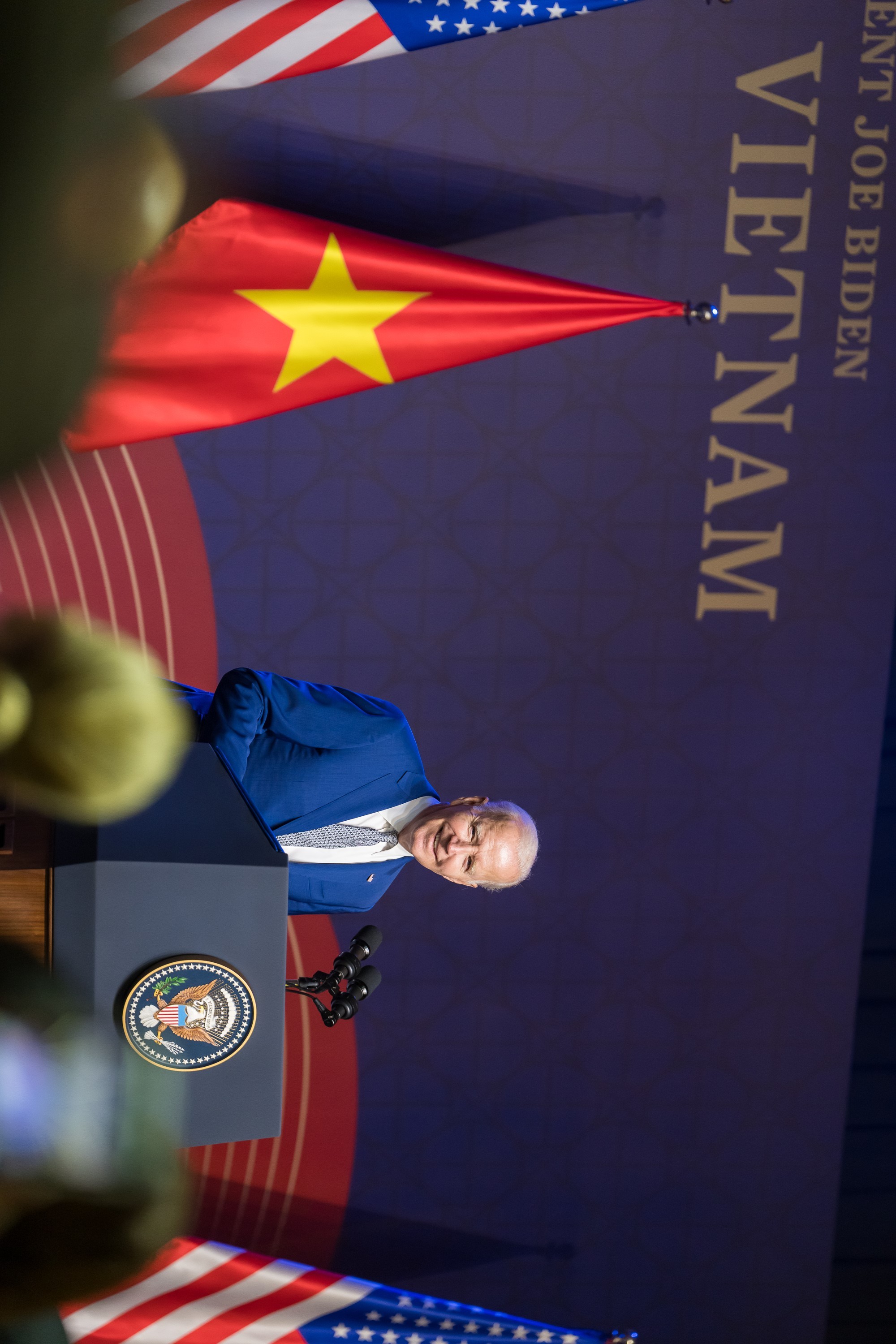 美越关系提升至全面战略伙伴，支持越南成为半导体工业中心 [围观]① 路透社报道，