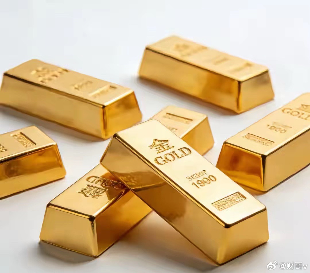 6月15日黄金突发异动！国内大涨国际微调，金店价创近期高位2026年6月15日，