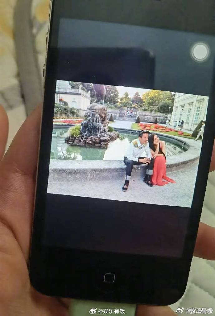 #孙茜造型师替她收藏了11年前的照片# 孙茜的造型师好友分享11年前旧照，部分是