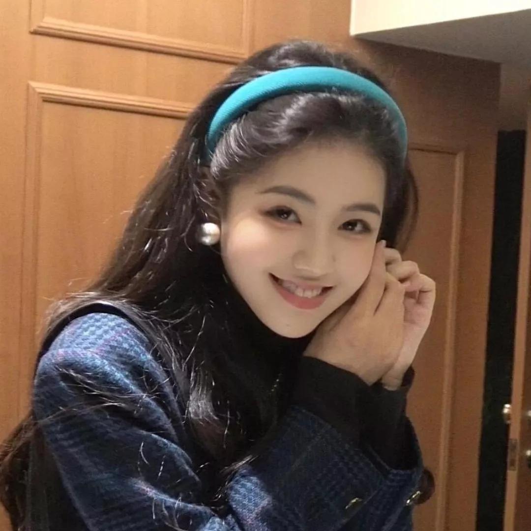 元气满满的一天从微笑开始！😊✨萌萌哒笑容 甜美微笑写真 对明天微笑 甜美元气感